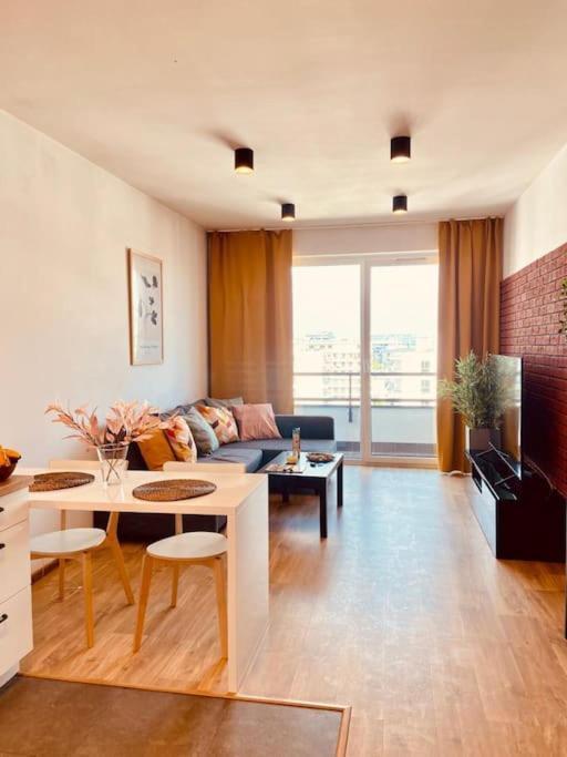 Spacious,Stylish And Comfortable 2 Room Apartment With Million Dollar View Varsovia Exterior foto