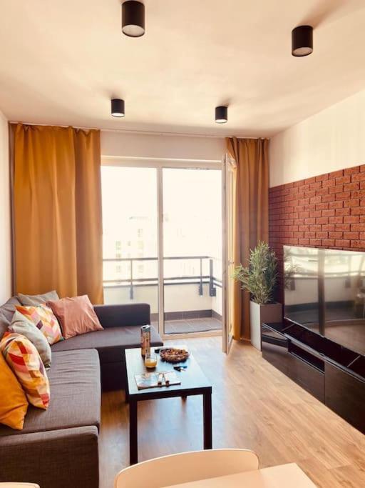 Spacious,Stylish And Comfortable 2 Room Apartment With Million Dollar View Varsovia Exterior foto